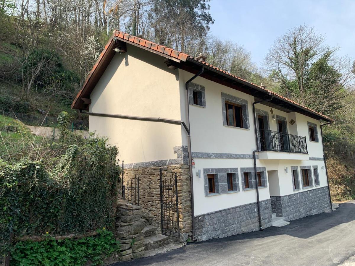 Casa Rural En Santa Cruz-Mieres Bustiello  Extérieur photo